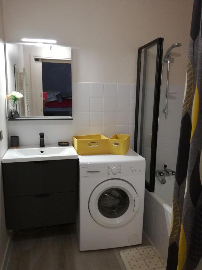 Le Tout A Pied Apartment Сен-Лари-Сулан Екстериор снимка